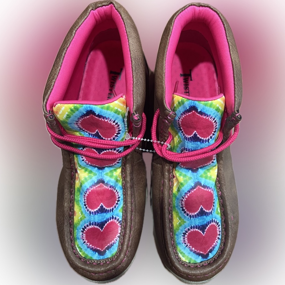 Twister Kids LeatherMoccasins with Heart Design